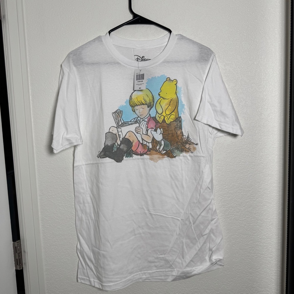 Disney T-Shirt Unisex Medium White Winnie the Pooh Christopher Robin NWT